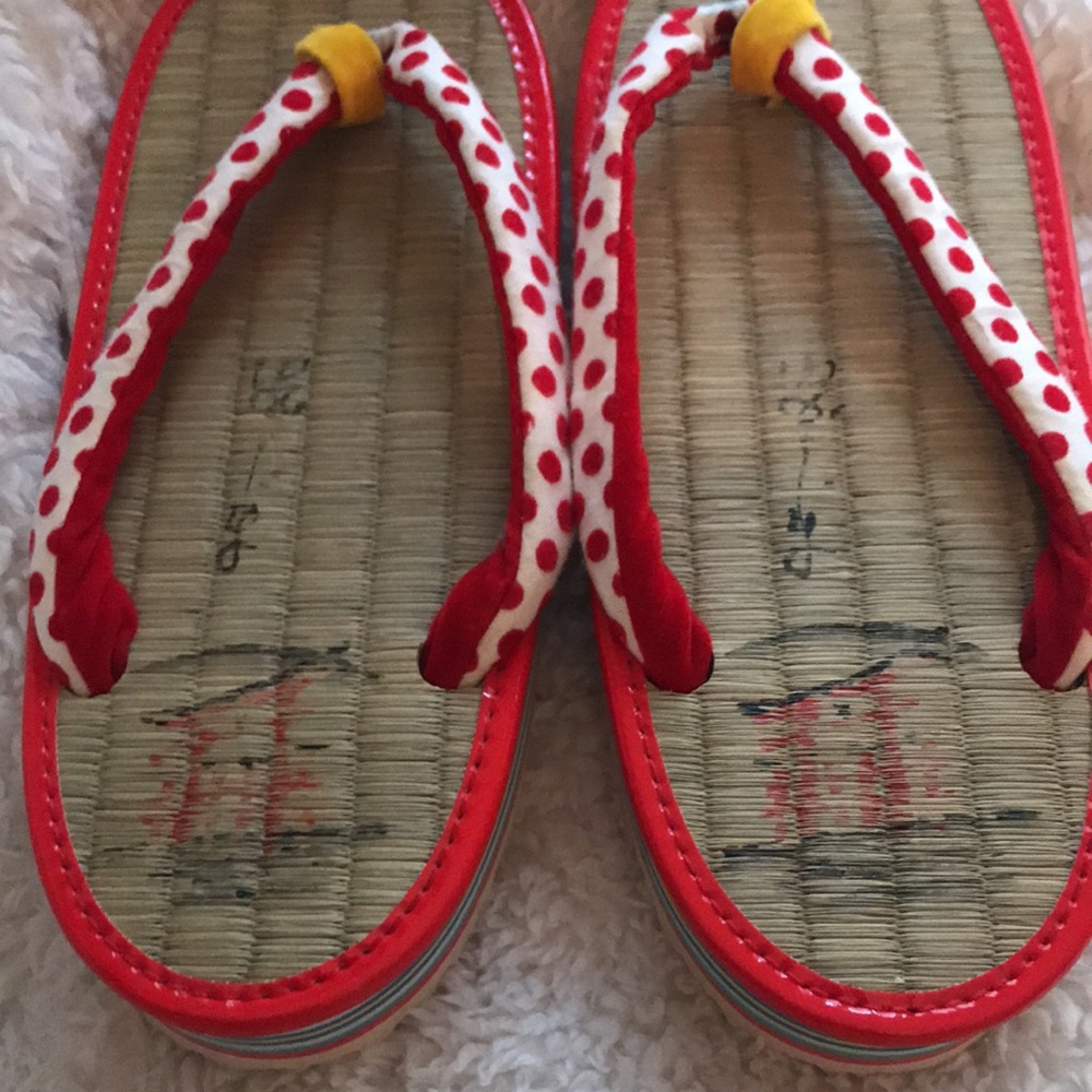 Japanese sandals - Picture 2 of 4